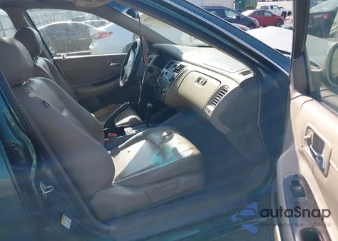 2002 Honda Accord 3.0 Ex z USA, uszkodzony, nr VIN 1HGCG16502A020149